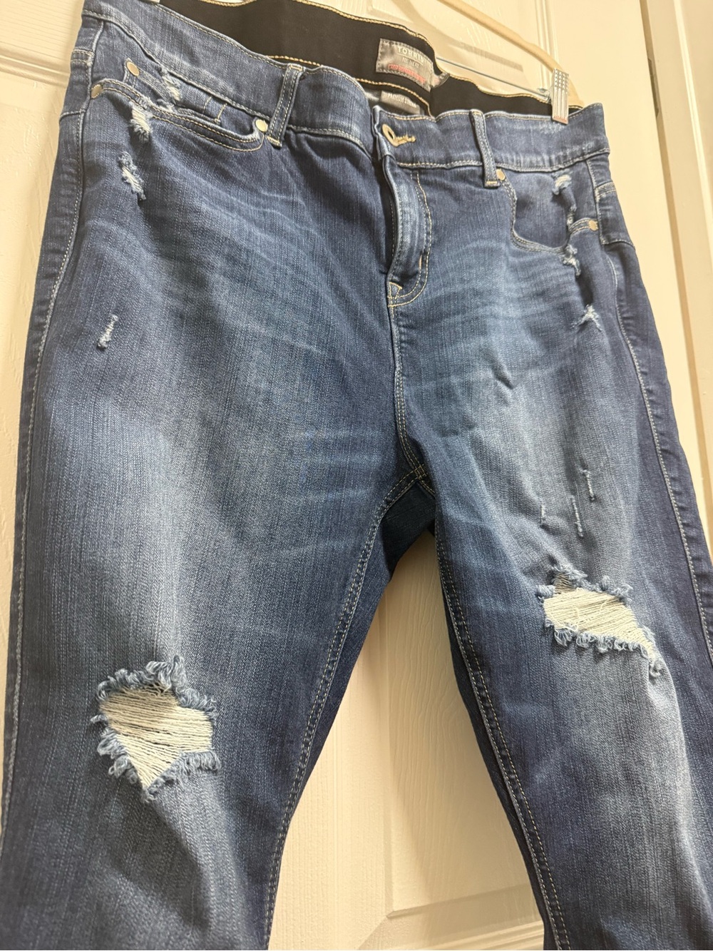 Torrid The Crop Bombshell Distressed Blue Skinny Jeans Size 18
